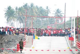 Massive crowd witnesses opening of Rabacca Bridge