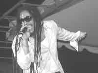 Maxi Priest pleases crowd