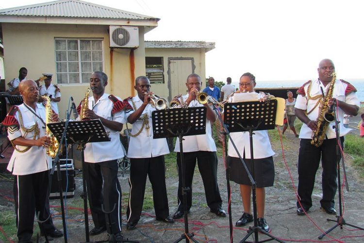 Police band brings early cheer to Fancy