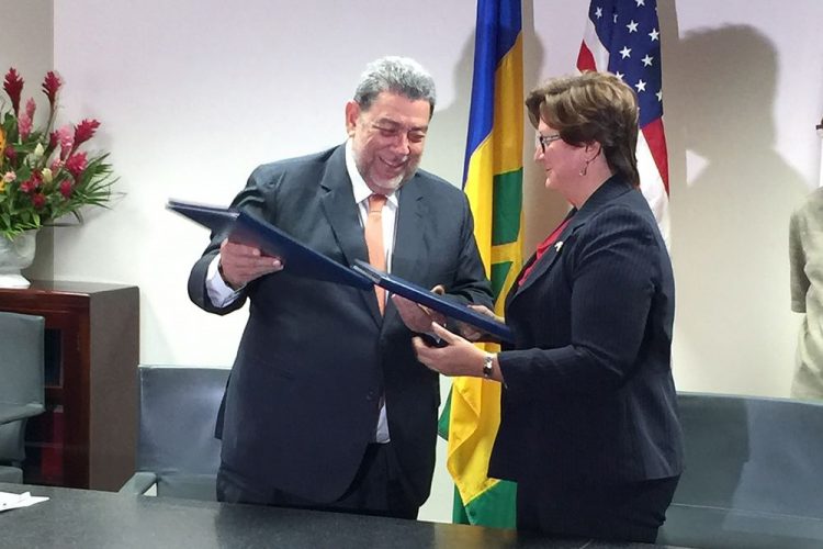 United States and St. Vincent and the Grenadines Sign Open Skies Agreement