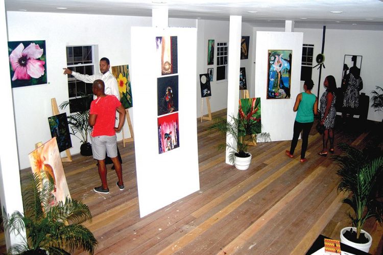 Vincentian artist closes curtain on art exhibition in Guyana