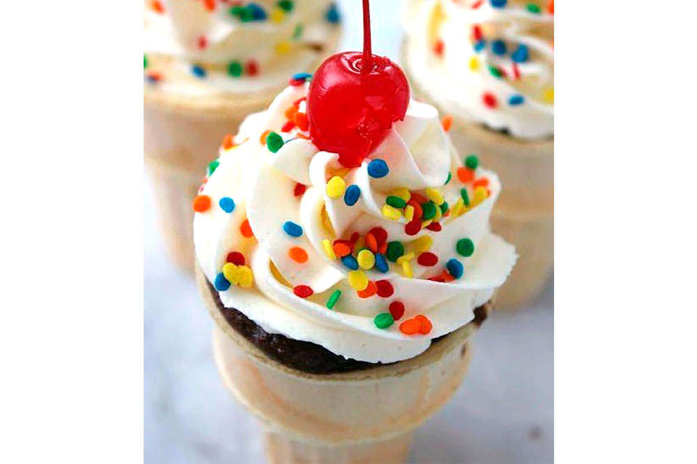 Ice-cream cone cakes