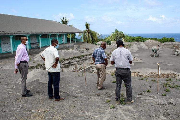 Arrowroot farmers receive final payment today