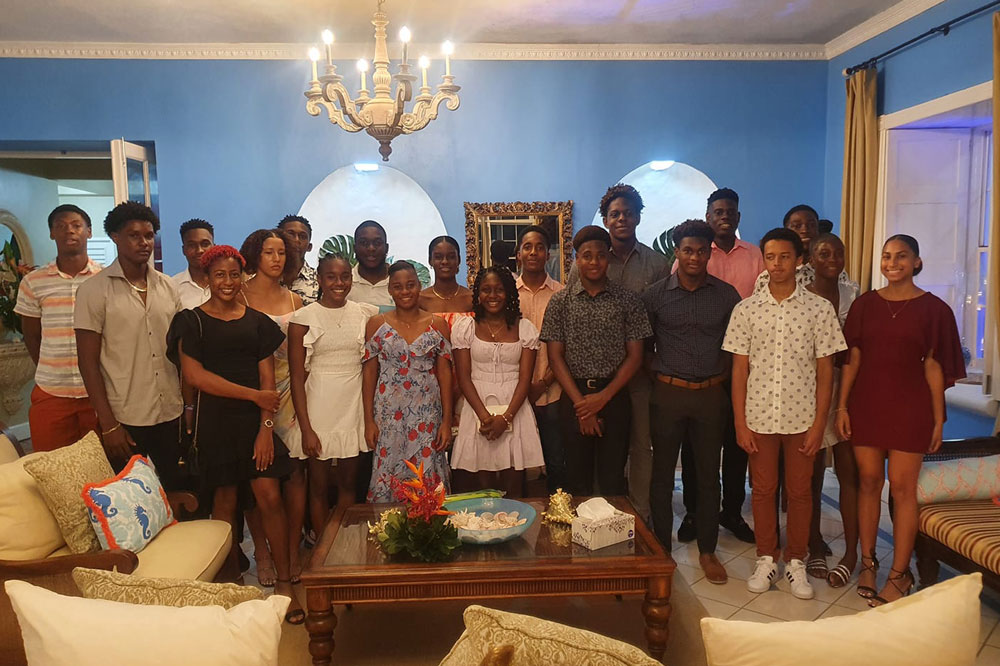 CARIFTA athletes receive cash awards at cocktail