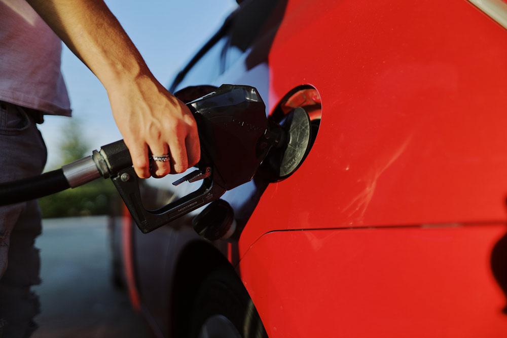 Excise duty on fuel cut in half, lower gas prices