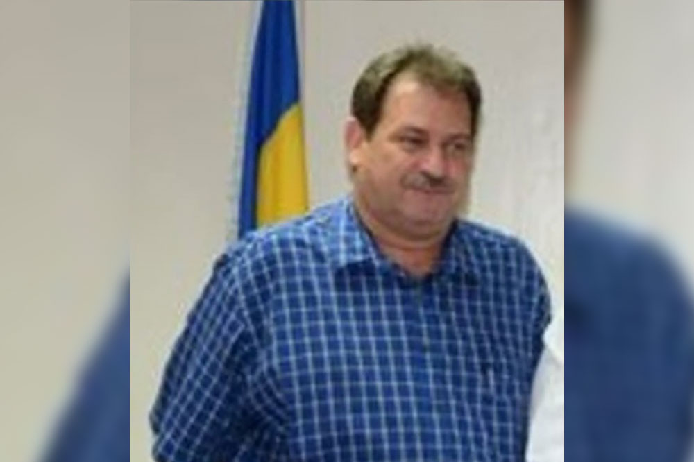 Prominent SVG businessman dies suddenly at home